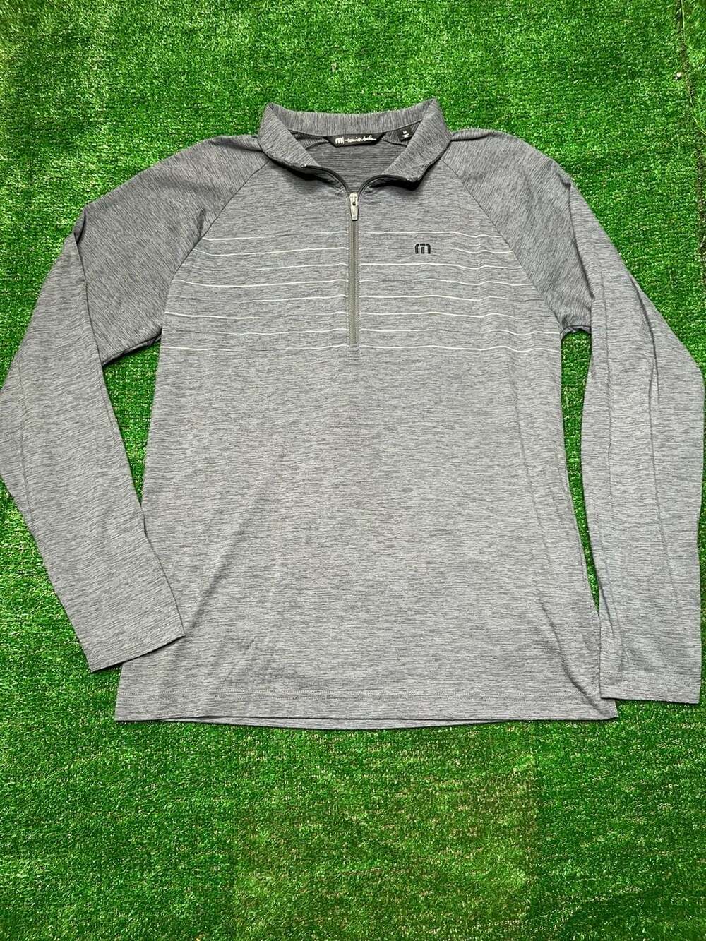 TravisMathew Men's Gray Heathered Long Sleeve 1/2 Zip Striped Performance Medium